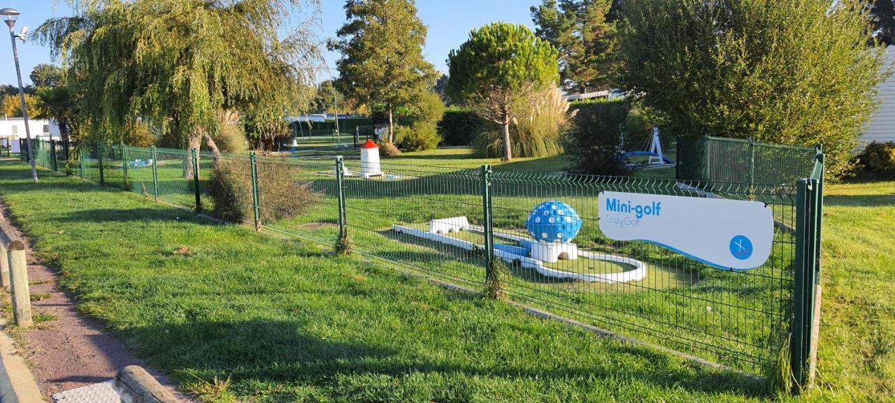 Mobilhome 2Ch Climatise-Terrasse Fermee-4 Velos-Camping 4 Etoiles Les Charmettes Les Mathes Eksteriør billede