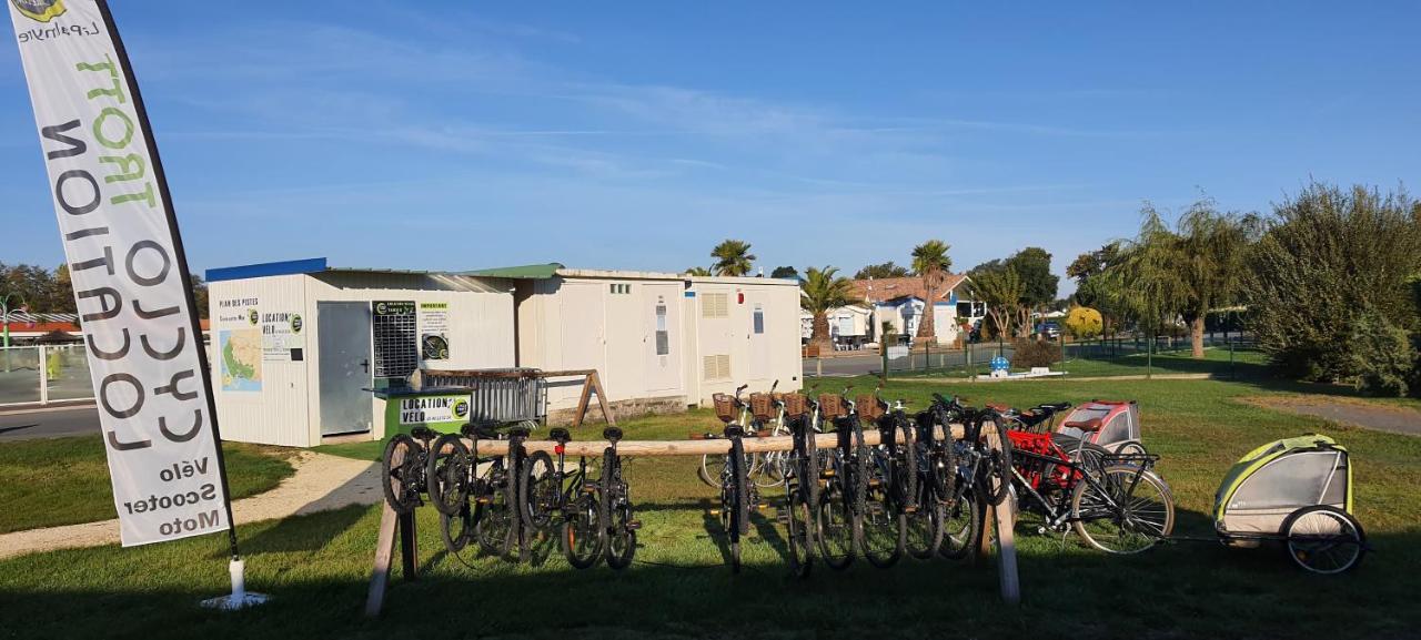 Mobilhome 2Ch Climatise-Terrasse Fermee-4 Velos-Camping 4 Etoiles Les Charmettes Les Mathes Eksteriør billede