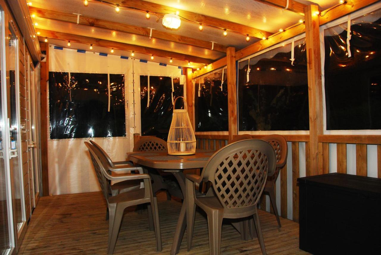 Mobilhome 2Ch Climatise-Terrasse Fermee-4 Velos-Camping 4 Etoiles Les Charmettes Les Mathes Eksteriør billede