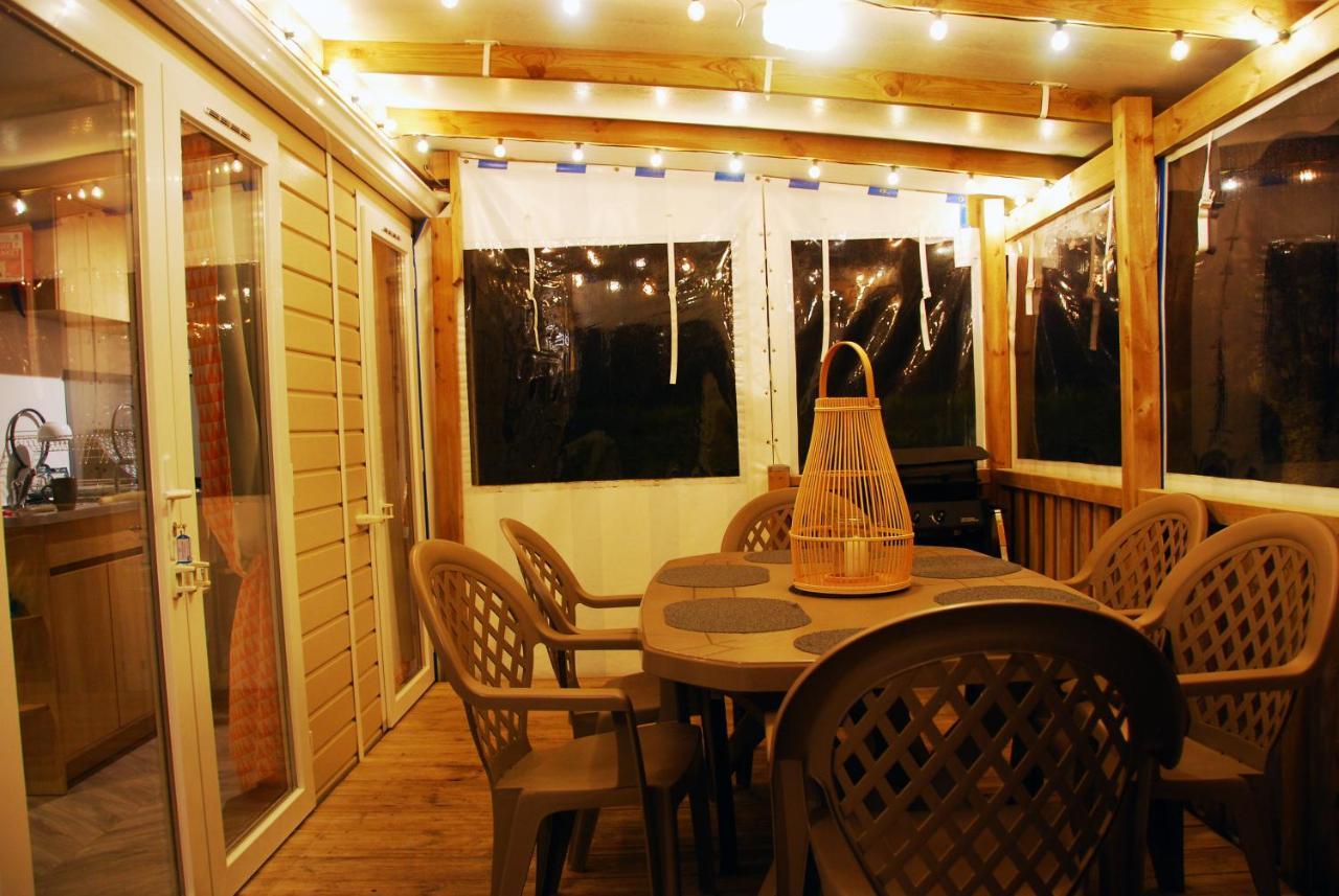 Mobilhome 2Ch Climatise-Terrasse Fermee-4 Velos-Camping 4 Etoiles Les Charmettes Les Mathes Eksteriør billede