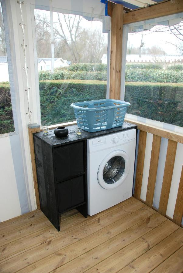 Mobilhome 2Ch Climatise-Terrasse Fermee-4 Velos-Camping 4 Etoiles Les Charmettes Les Mathes Eksteriør billede