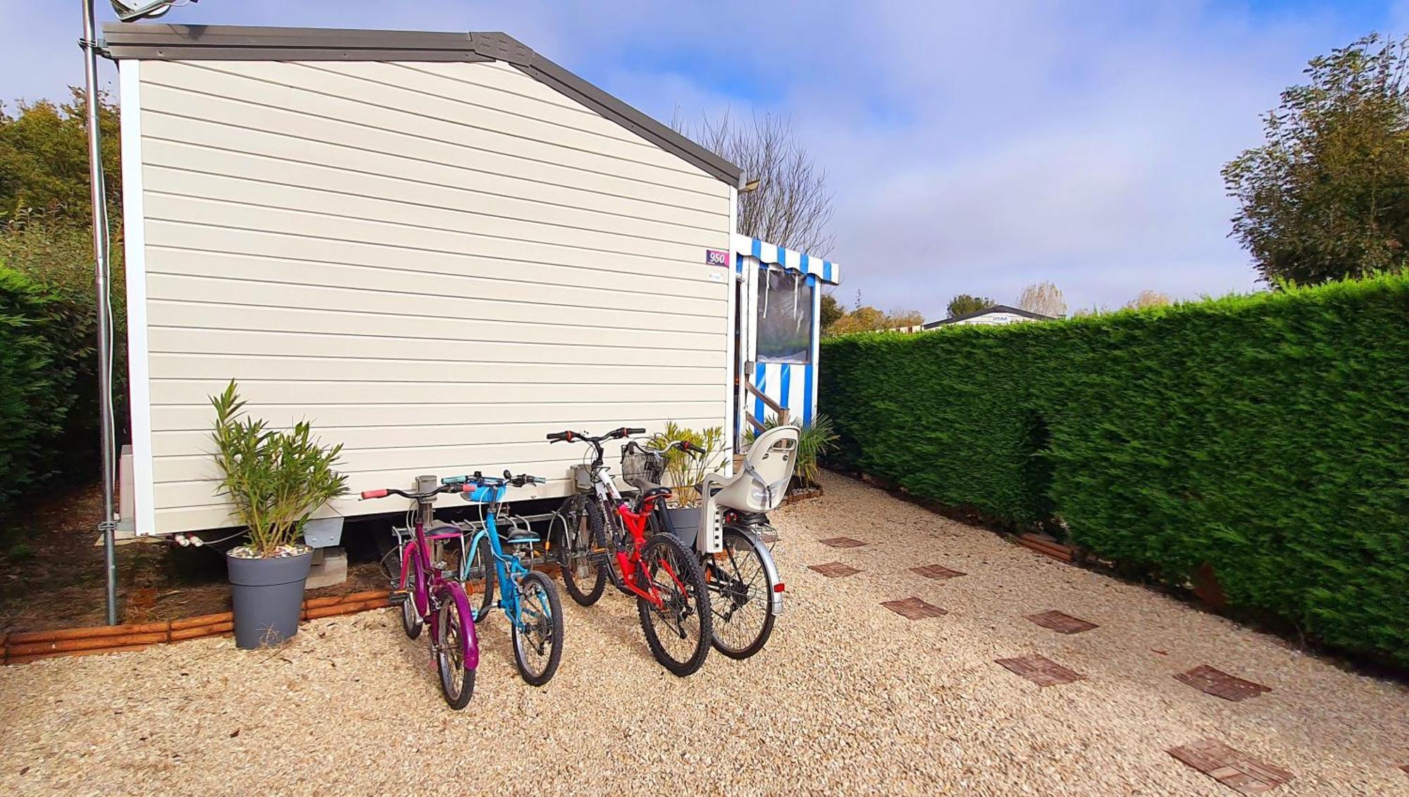 Mobilhome 2Ch Climatise-Terrasse Fermee-4 Velos-Camping 4 Etoiles Les Charmettes Les Mathes Eksteriør billede